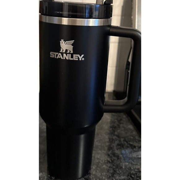 Stanley Black Travel Mug with Handle - Picture 3 of 12